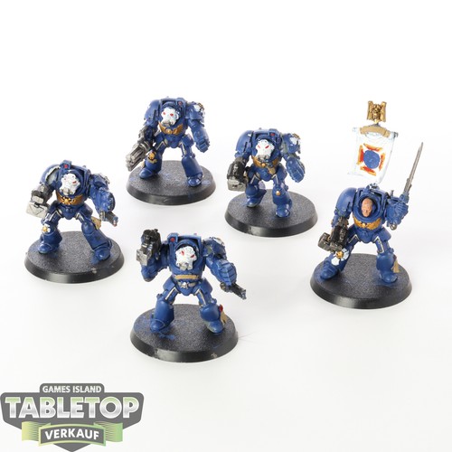 Space marines x - space,