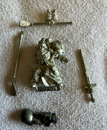 40k 2nd edition captain - wh, in